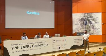 1759824798056 1759824798056